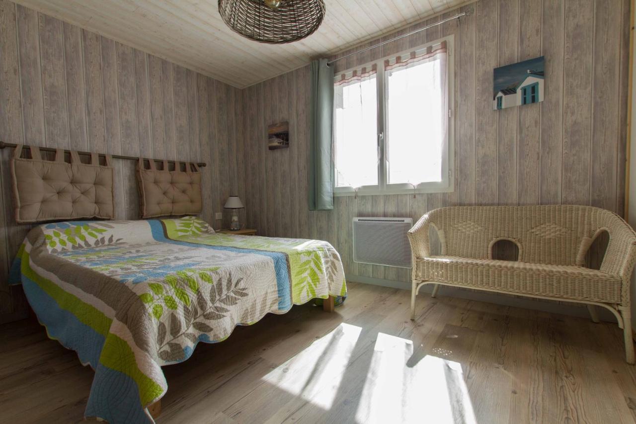 Le Chalet Vendeen Saint-Hilaire-la-Forêt エクステリア 写真